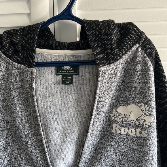 Kids Roots full zip hoodie - Picture 2 of 7